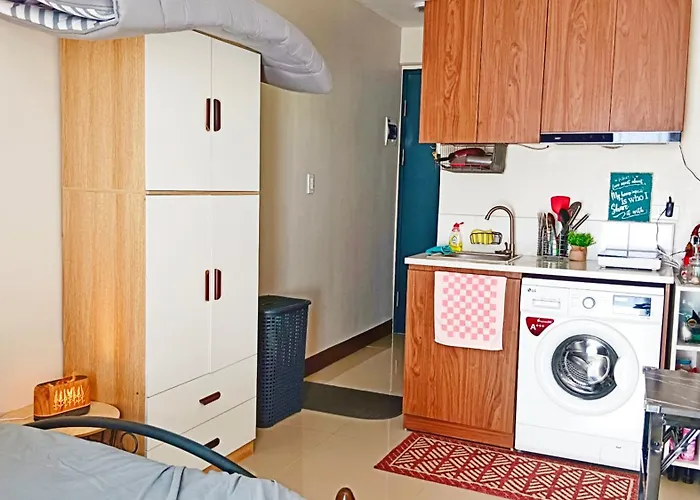 Private Unit With Balcony Near The Beaches Apartment