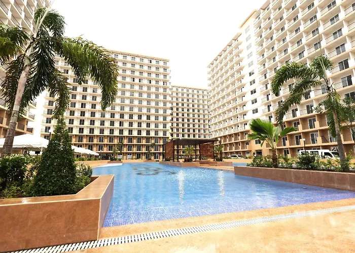 Private Unit With Balcony Near The Beaches *